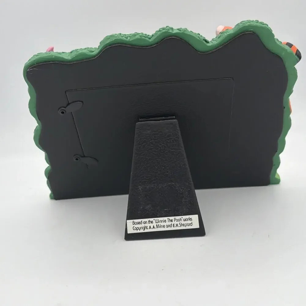 Vintage 90’s Disney Winnie The Pooh 3D Picture Photo Frame Tigger Piglet Eeyore
